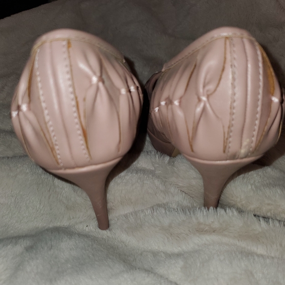 Just Fab Privileged Shoe - Picture 3 of 5